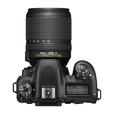 Nikon D7500 DSLR Camera with 18-140 mm Lens