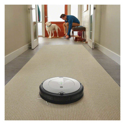 iRobot Roomba 698 Wifi Connected Robot Vacuum